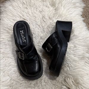 90s/Y2K Mudd Carol black faux‎ vegan leather chunky heel platform buckle mule